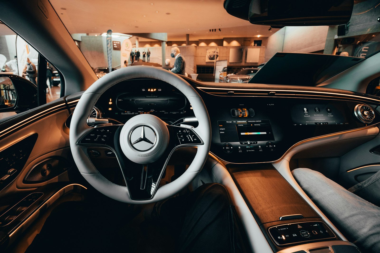Mercedes Eqs
